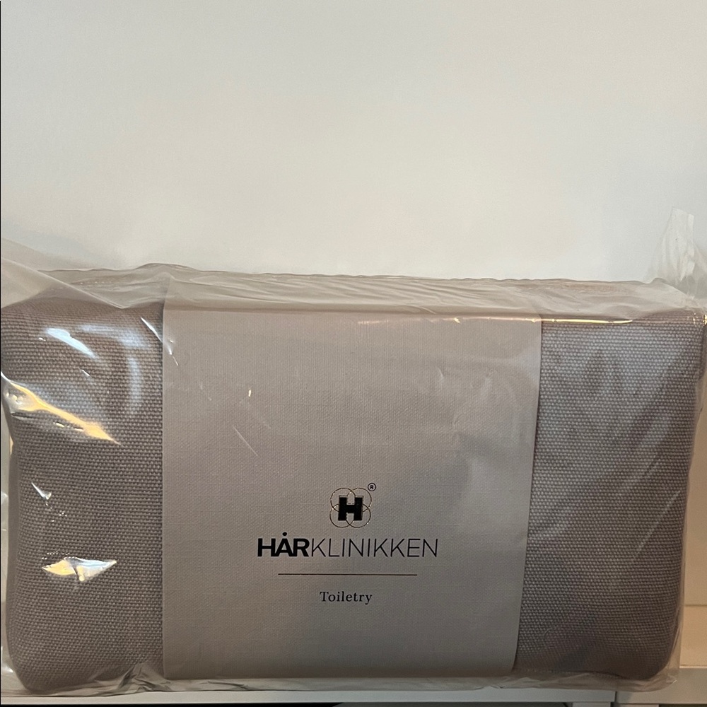 Hårklinikken Gray Toiletry Bag
